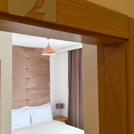 ホテル Miznah & バーチュカ・トポラ