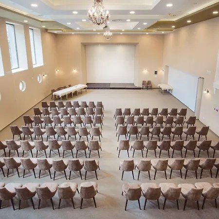 Hotel Miznah & 4*
