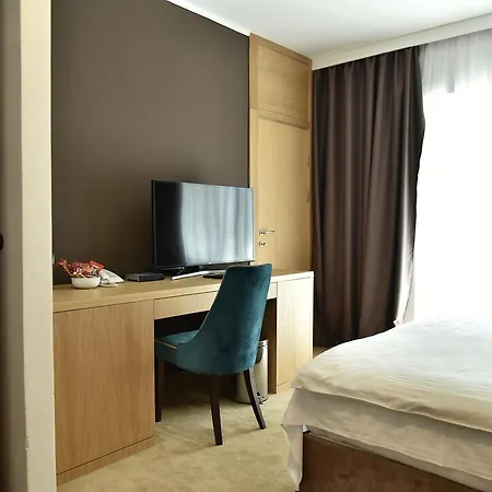 Hotel Miznah & Backa Topola